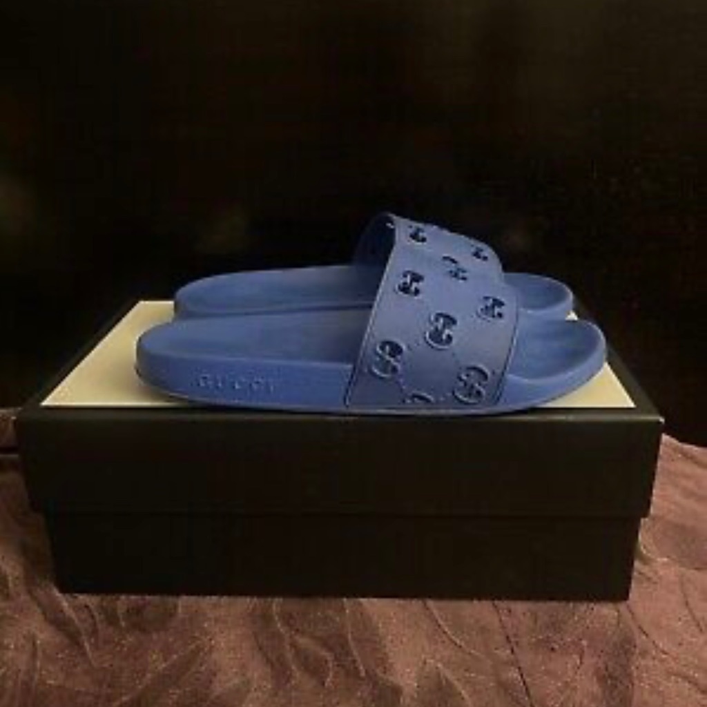 Gucci Men 10 Us Logo Blue Rubber Pool Slides Flats Slip On Sandals Gently Used